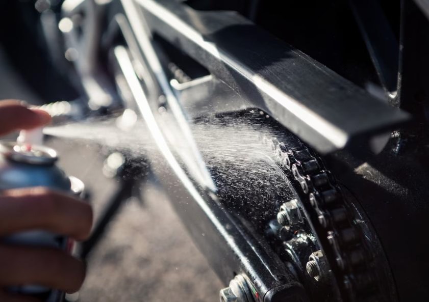 Balata Spreyi ile Nereler Temizlenir?